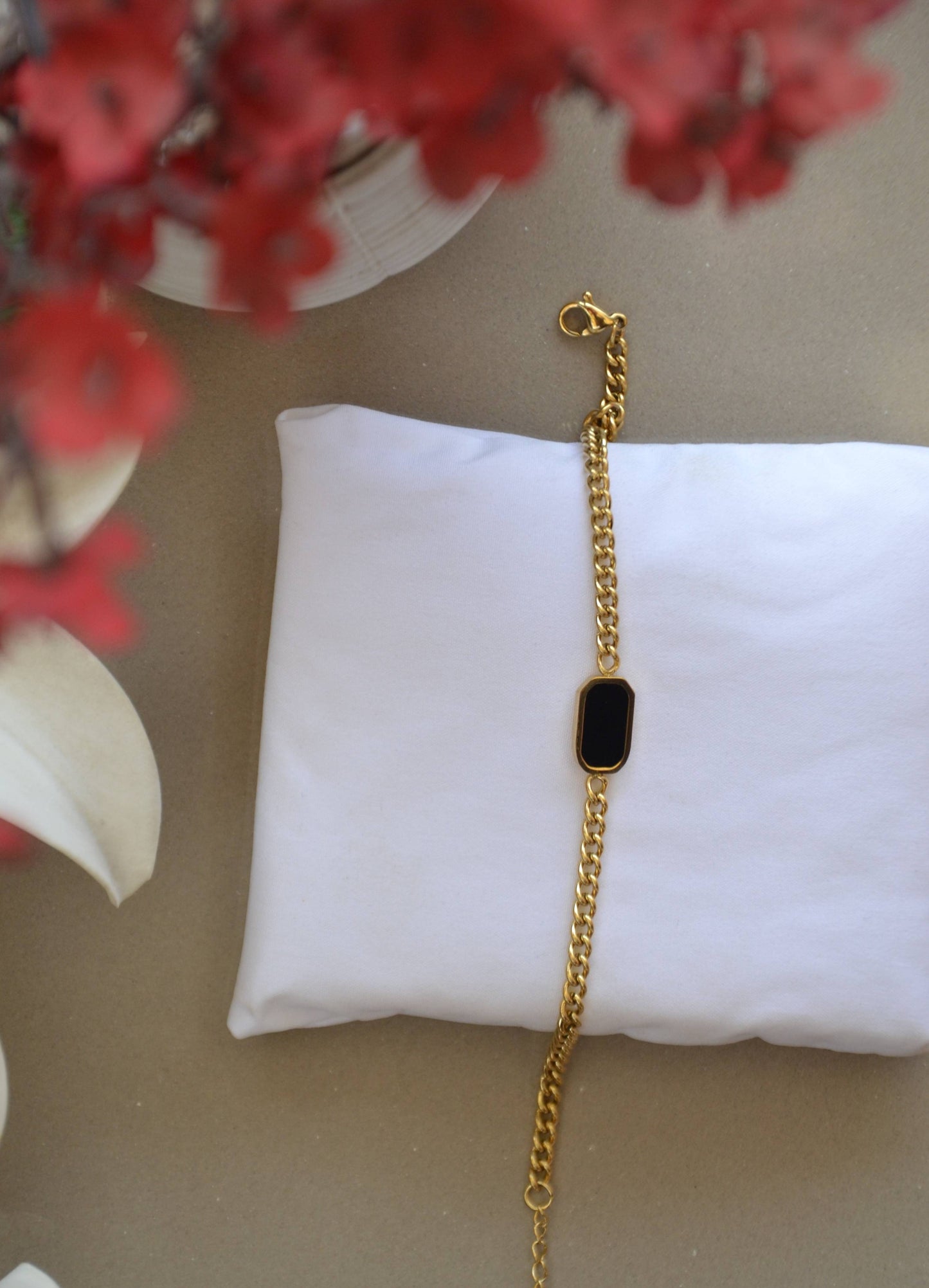 Elegance Chain Bracelet