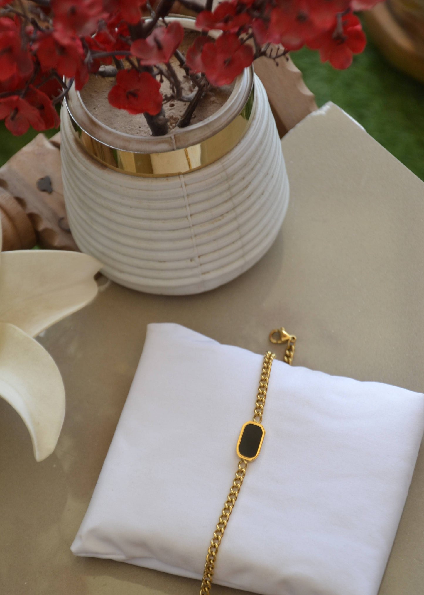 Elegance Chain Bracelet